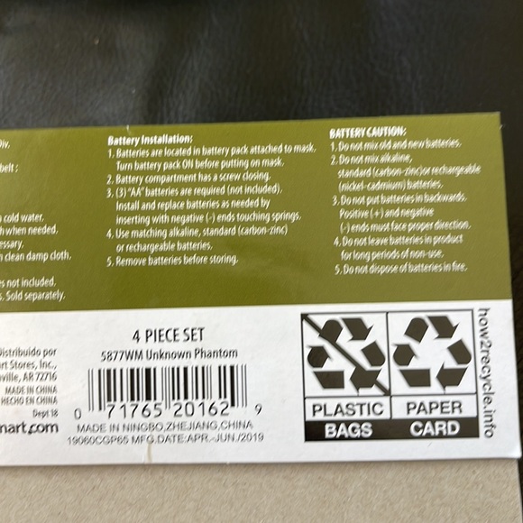 Halloween costume phantom with robe gloves hood light up glasses - Picture 3 of 12